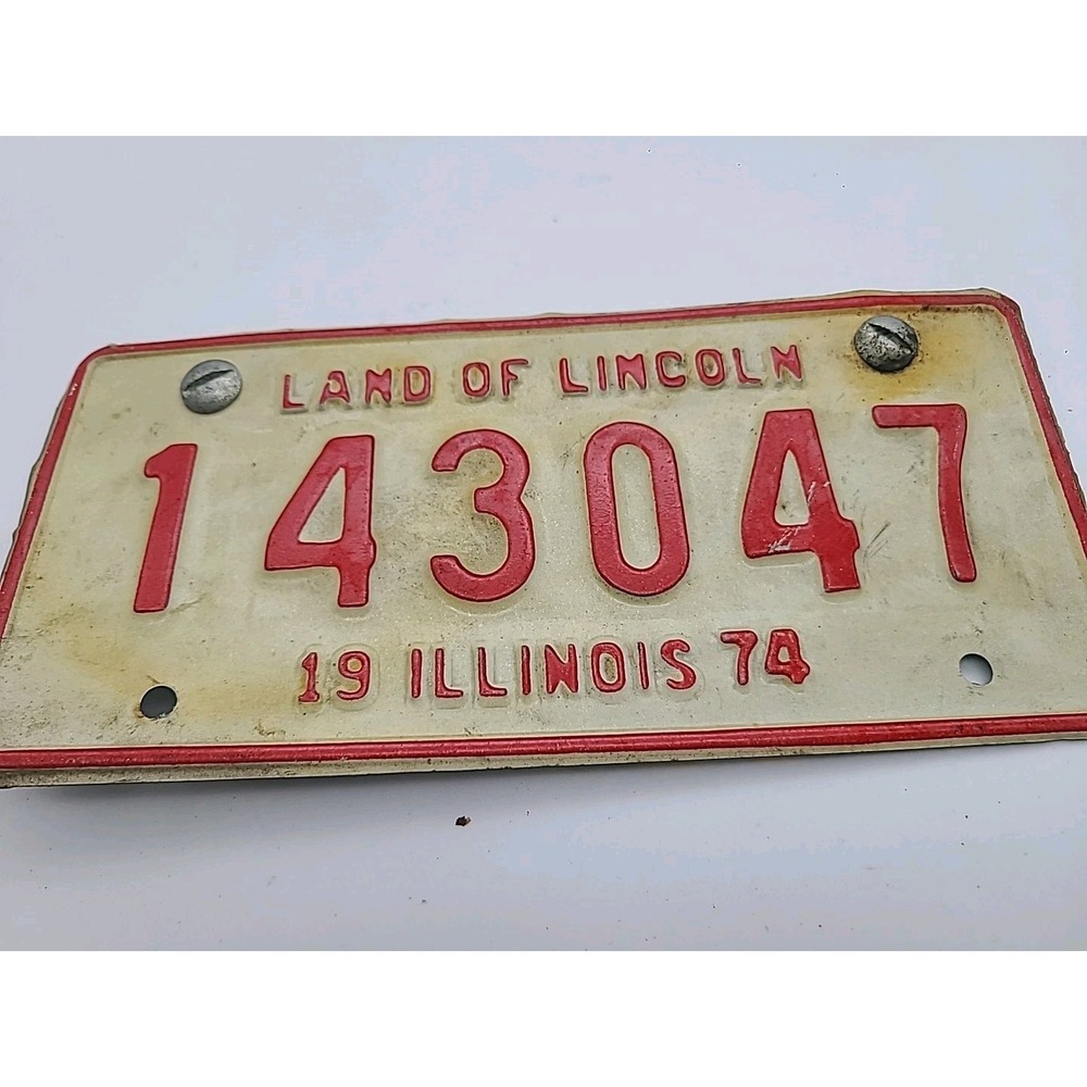 1975 Illinois motorcycle license plate #143047 Harley Panhead Servicar Sportster